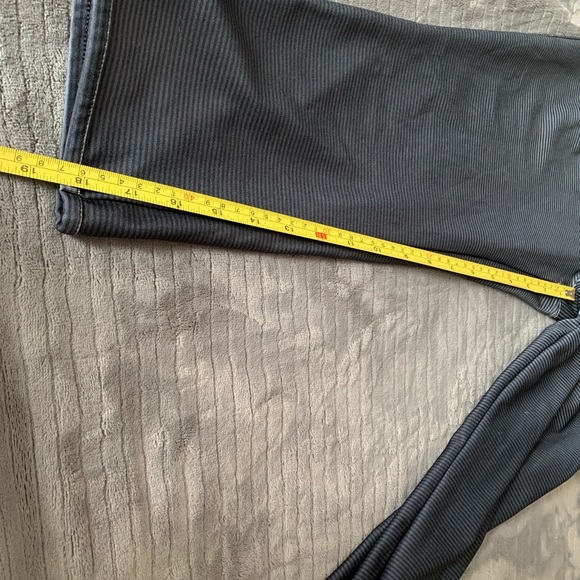 ✨3 for $25✨ Danskin Now crop leggings - Picture 6 of 11